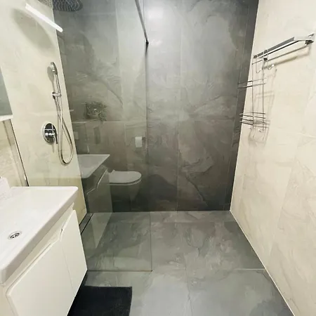 Freesia With Underground Parking