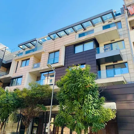 アパート Freesia With Underground Parking ソフィア