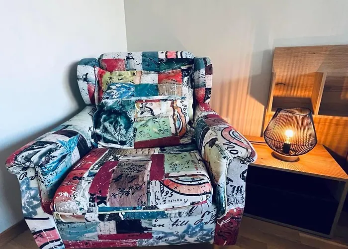 アパート Freesia With Underground Parking