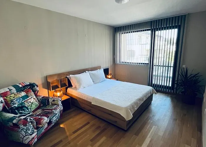 Freesia With Underground Parking