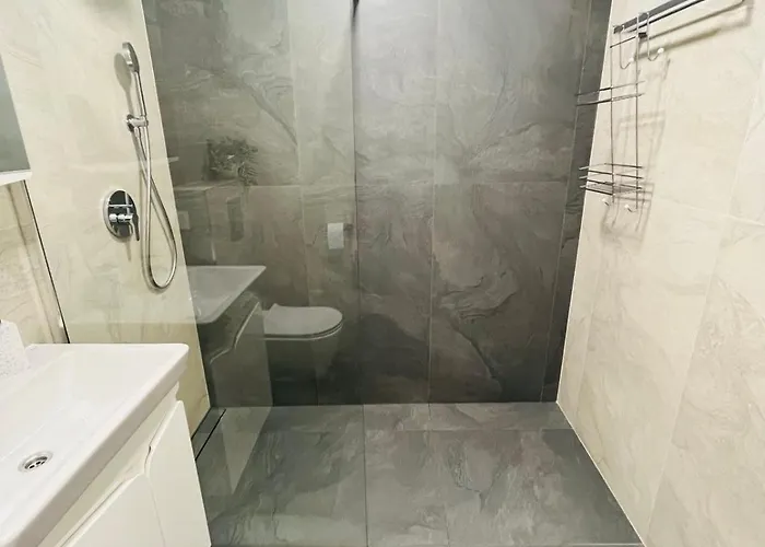 Freesia With Underground Parking