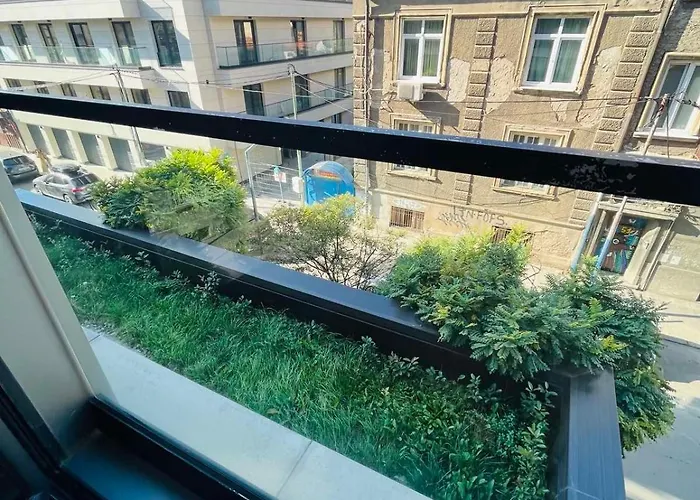 Freesia With Underground Parking