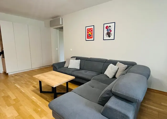 Freesia With Underground Parking * ソフィア